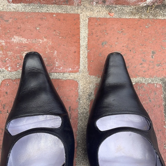 Heel Pumps - Picture 3 of 12